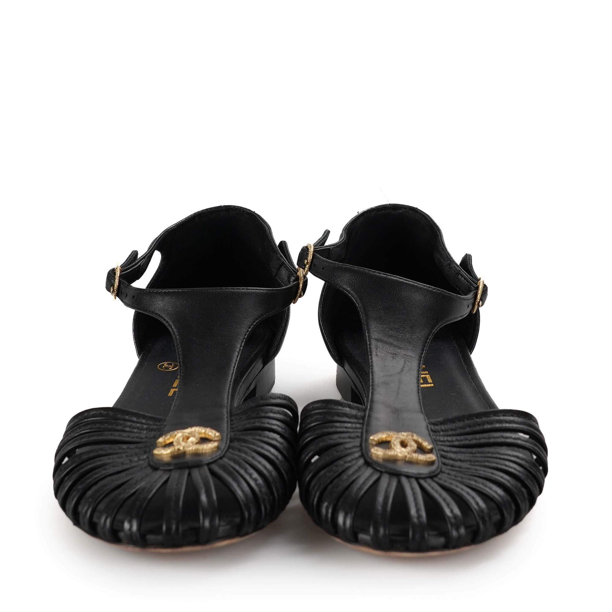 Chanel - Black Leather Ballerina Cc Flats Sandals 